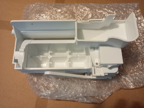 Genuine ice maker - ice, assembly